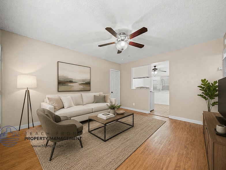 Building Photo - 9320-9330 Elm Vista Dr.