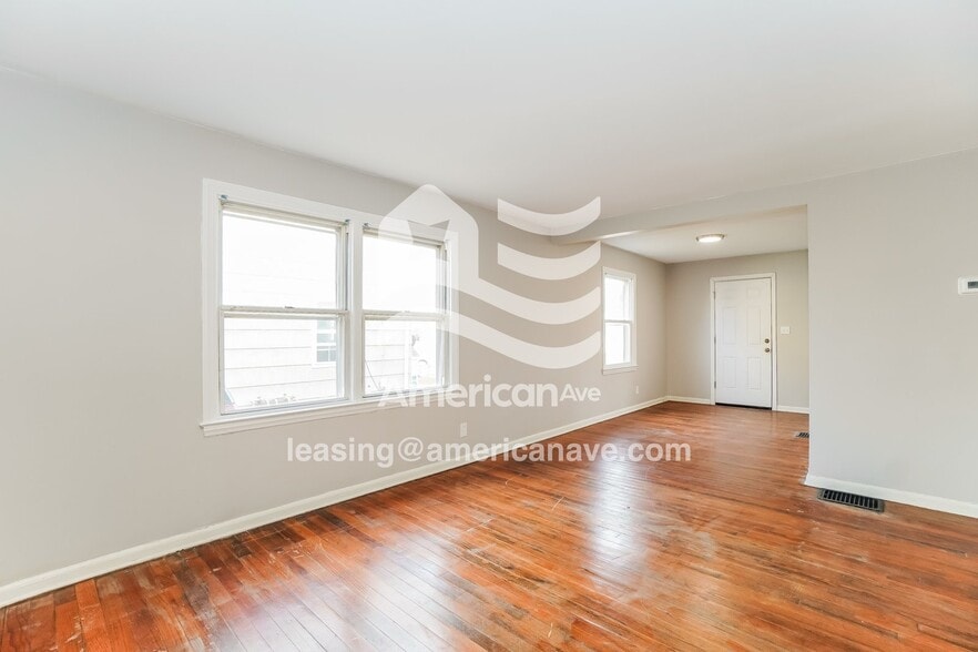 Building Photo - 1230#1230 East 26th Avenue, 43211; #767230 - 767230