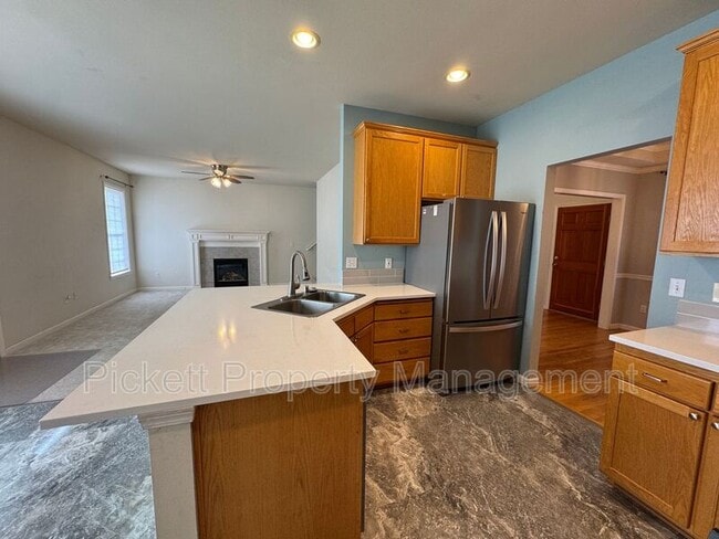 Building Photo - 1379 Amber Ct NE