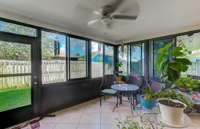 Building Photo - 2462 Briar Oak Cir