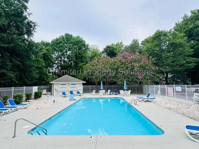 Building Photo - 5813 Wrightsville Ave