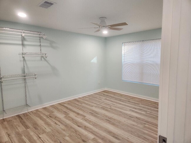 Building Photo - 6222 S. F. Austin Road