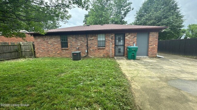 Building Photo - 5807 Larkgrove Dr