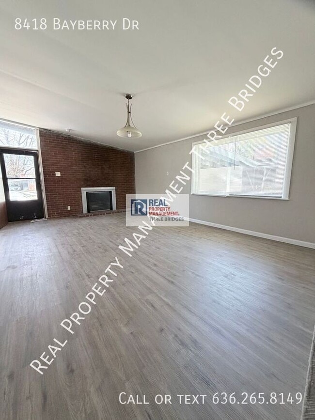 Building Photo - 8418 Bayberry Dr