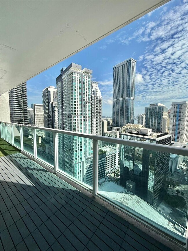 Building Photo - 1250 S Miami Ave