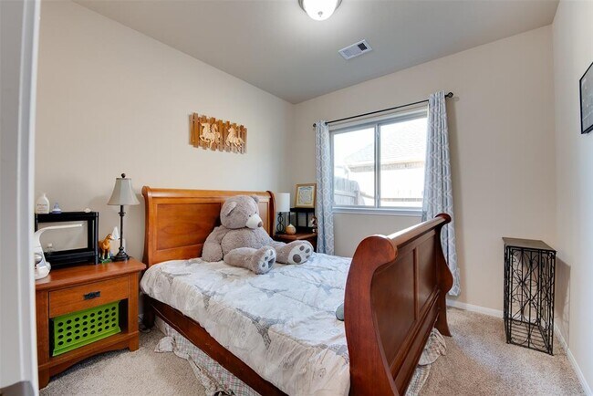 Building Photo - 2013 Granite Pass Dr