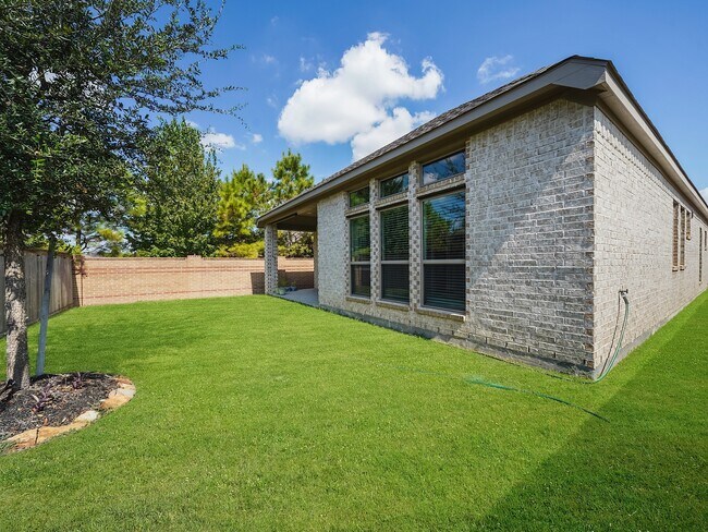 Building Photo - 15039 Montezuma Quail Dr