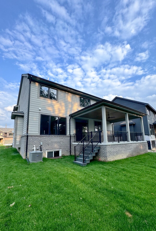 Building Photo - 54759 Camden Ct