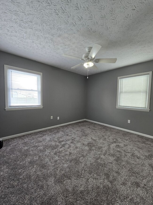 Building Photo - Updated 3-Bedroom Home in Owensboro’s Midtown East!