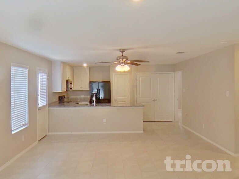 Building Photo - 116 Cornstalk Ln