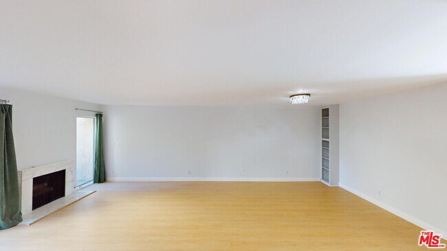 Building Photo - 5115 Kester Ave