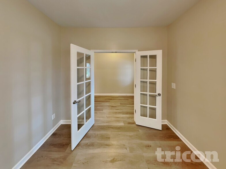 Building Photo - 1705 Muirwood Blvd