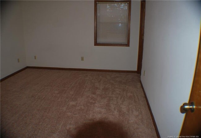 Building Photo - 5924 Labonte Dr