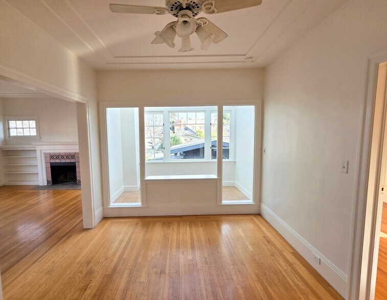 Building Photo - 1621 E 38th St