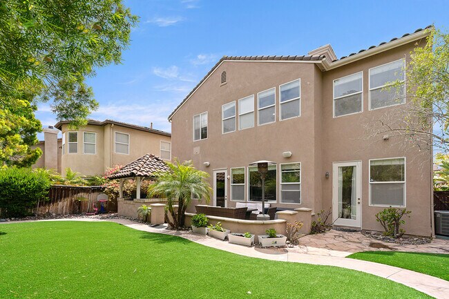 Building Photo - 7116 Torrey Mesa Ct