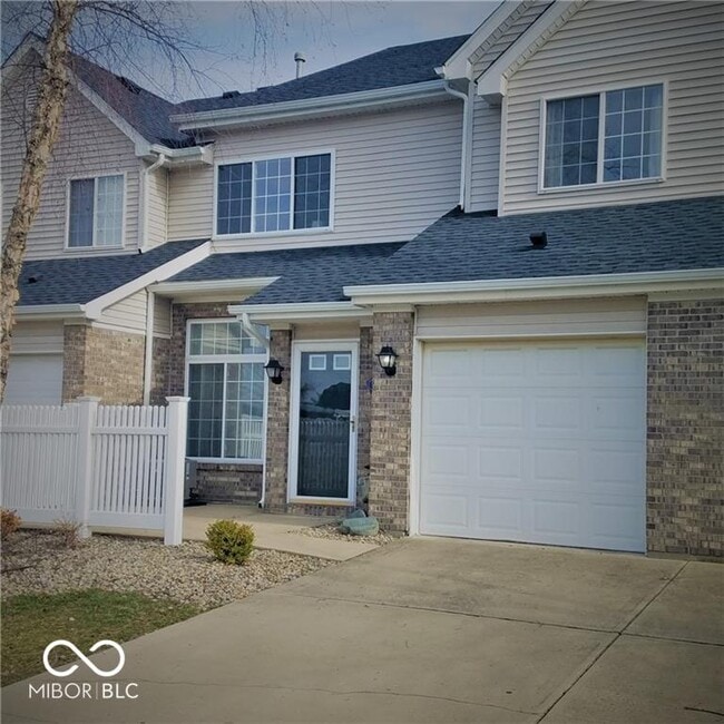 Building Photo - 11437 Enclave Blvd