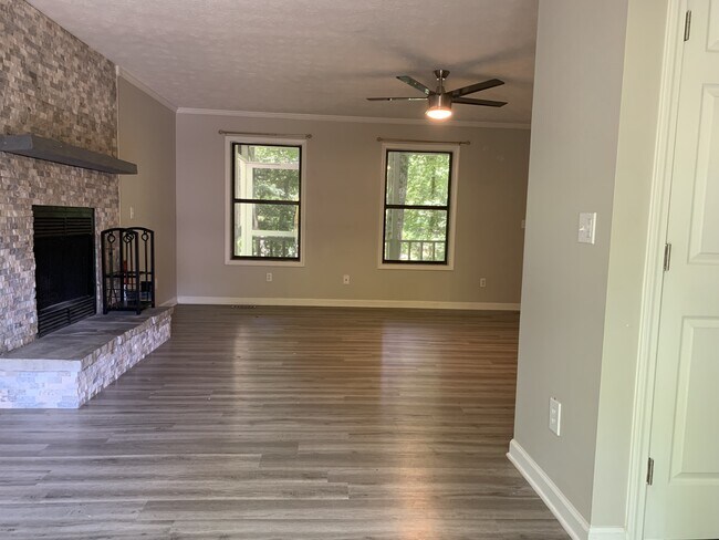 Building Photo - 5239 Ferry Creek Ln