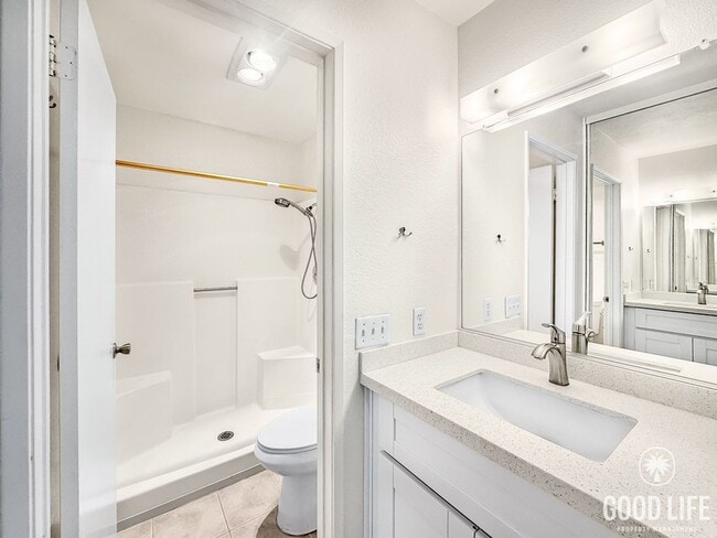 Building Photo - Beautiful 2B/2BA Condo in Rancho Penasquitos!