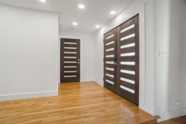 Building Photo - 7216 Langley Ct