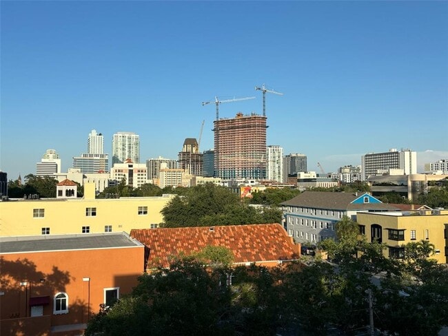 Building Photo - 130 8th St N