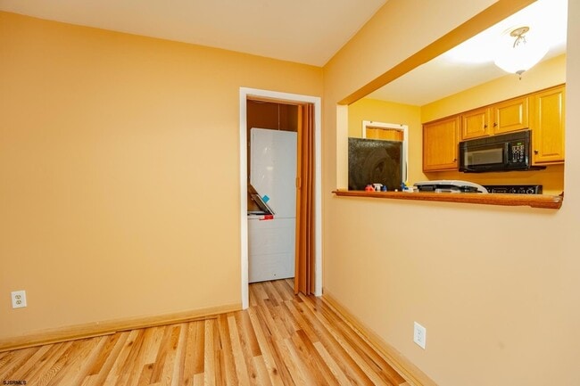 Building Photo - 254 Vail Ct