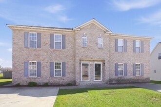 Building Photo - 4009 Lucerne Ct