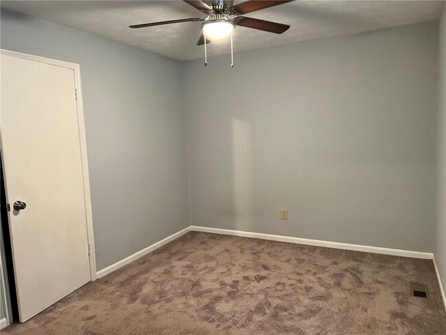 Building Photo - 2509 Mud Creek Rd