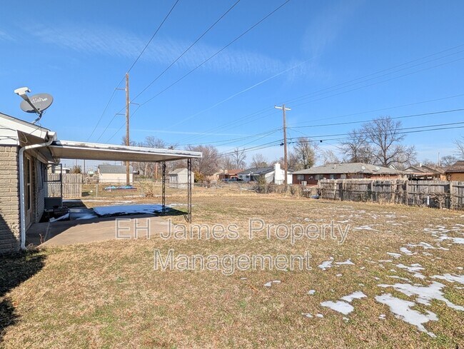 Building Photo - 3209 S 88th E Ave