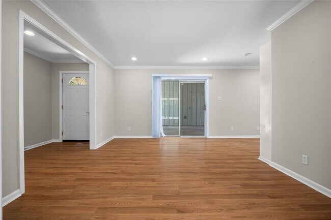 Building Photo - 1404 Briarcliff Blvd