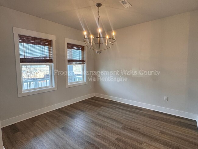 Building Photo - 1328 Barreto Dr