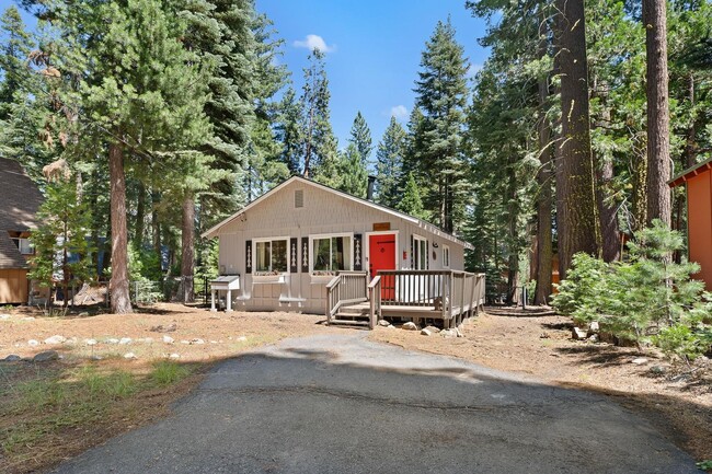 Building Photo - LONG-TERM: Tahoma Cabin, Washer-Dryer, Woo...