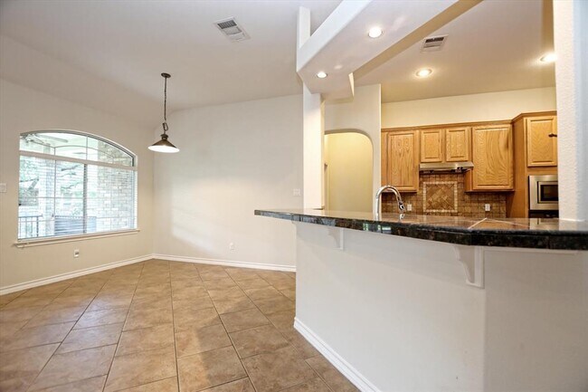 Building Photo - 16612 Barrhead Cove