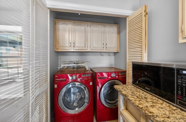 Building Photo - 11234 Locust Cir