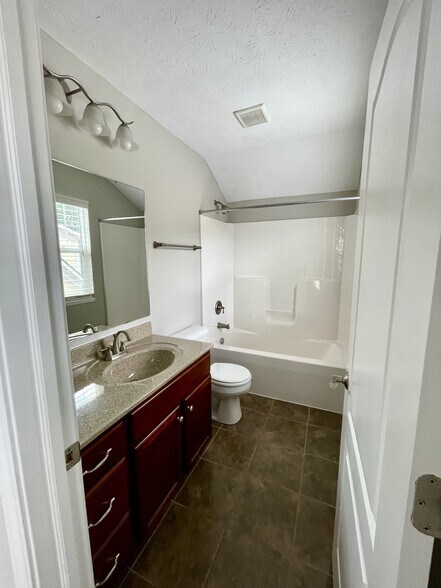 guest bath - 6143 Halton Pl