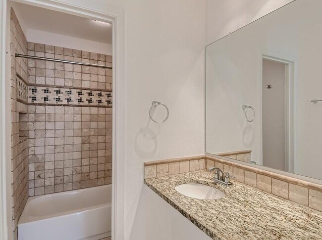 Building Photo - 3908 Stoney Hill