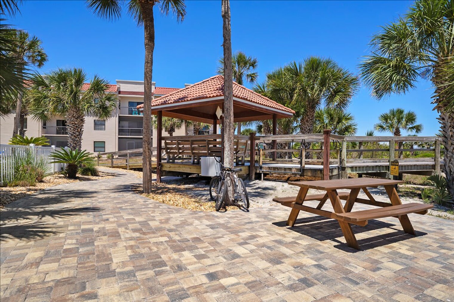 Building Photo - 4250 A1A S