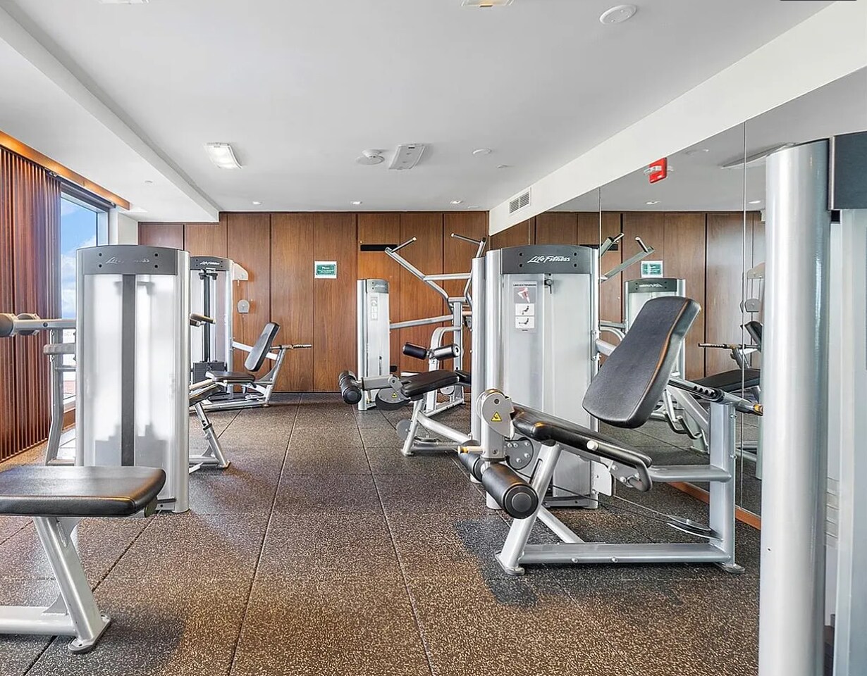 Building Photo - 325 S Biscayne Blvd