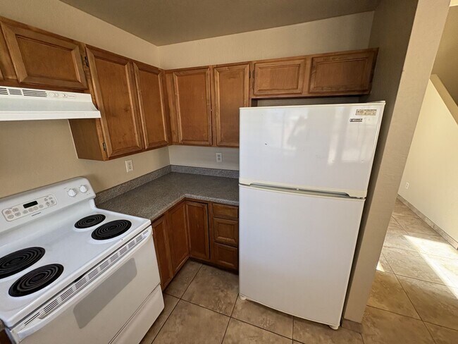 Building Photo - Eastside 4-bedroom 2.5-bathroom home with community pool