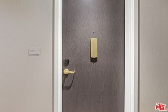 Building Photo - 889 Francisco St