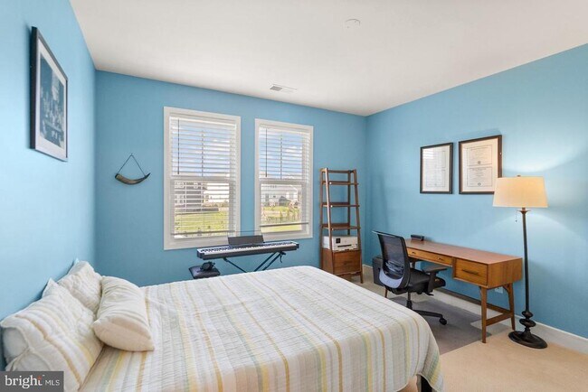 Building Photo - 1108 Coubertin Dr SE