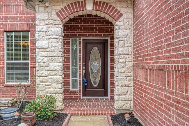 Building Photo - 18118 Billabong Crescent Ct
