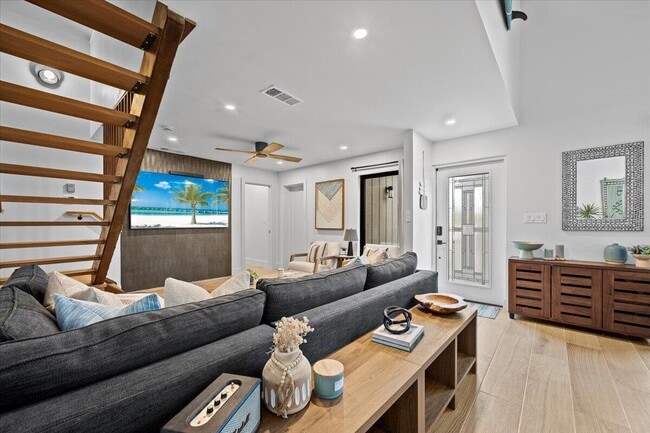 Building Photo - 1605 US-1