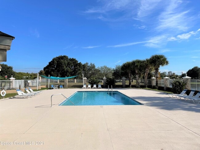 Building Photo - 7016 Hammock Trace Dr