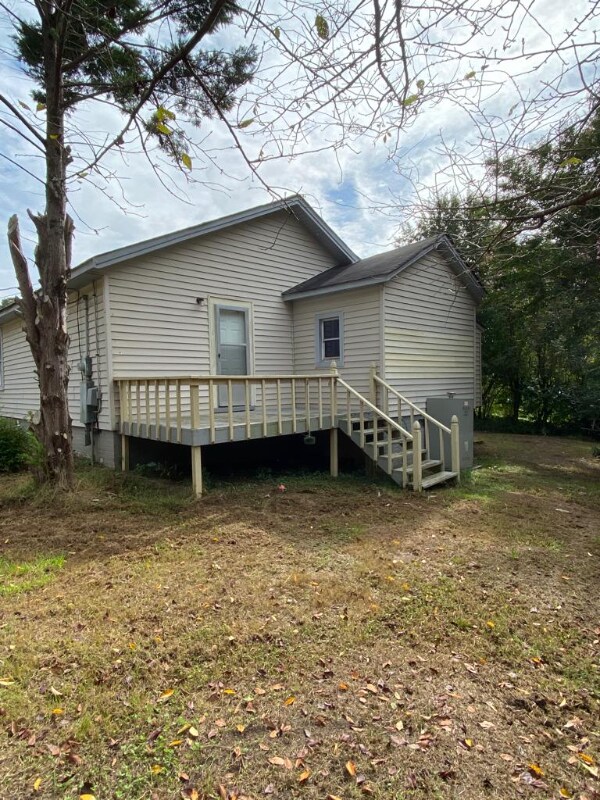 Building Photo - 408 Valley St