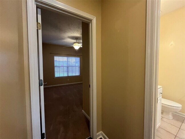 Building Photo - 9679 Greythorne Way