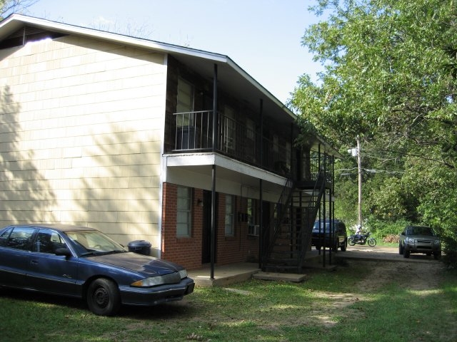 Building Photo - 2175 W Florence Ave
