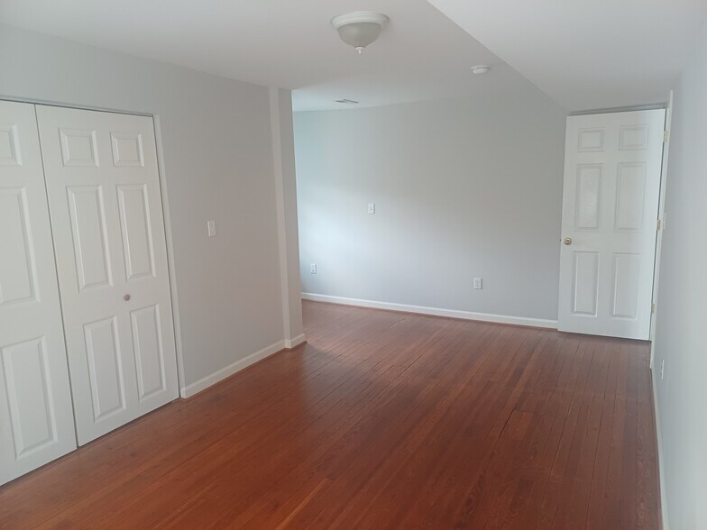Bed 3 - 31 Wade Ave