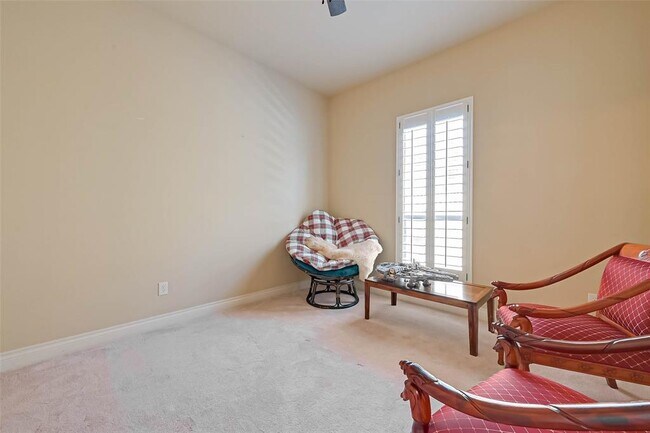 Building Photo - 5422 Linden Rose Ln