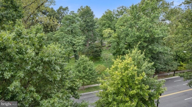 Building Photo - 4025 Connecticut Ave NW