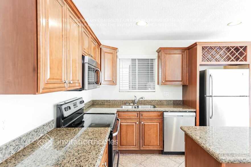 Building Photo - 3725 W Butler Dr